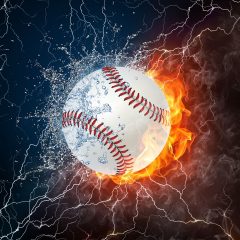 Piłka do baseballa otoczona ogniem i wodą