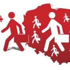 Czerwono białe ludziki wychodzą z Polski na Zachód