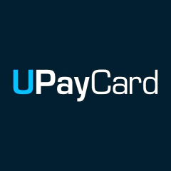 Niebieskie U i białe PayCard na granatowym tle